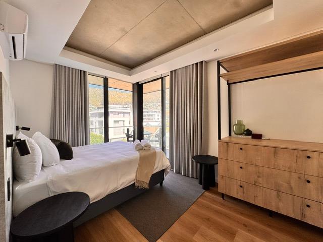 To Let 2 Bedroom Property for Rent in Sea Point Western Cape